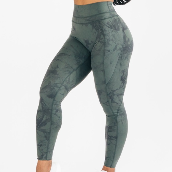 Alphalete Pants - ALPHALETE LEGGINGS-ALPHALUX FORCE LEGGINGS